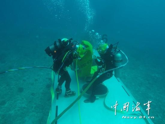 淮海战役后期，军委紧急调400万包香烟，80万斤猪肉发到战士手中